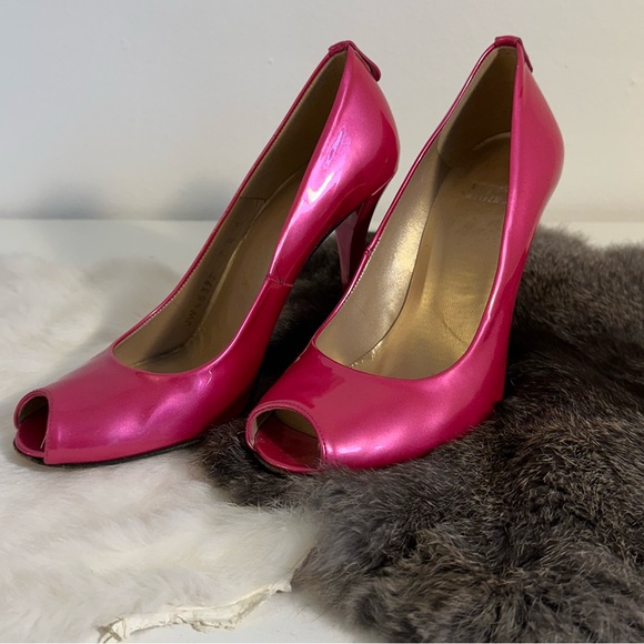 VINTAGE STUART WEITZMAN PINK PATENT LEATHER, PEEP TOE HEELS, SIZE: 7 1/2 - Picture 5 of 11